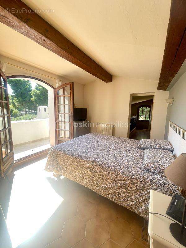 Maison à SIX-FOURS-LES-PLAGES