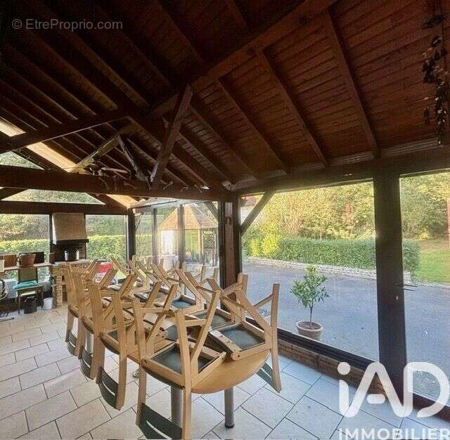 Maison 200 m² à Serres-Castet  - photo 4