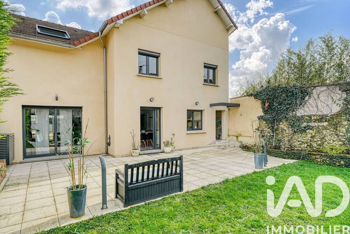 Photo 1 - Maison à BAILLET-EN-FRANCE