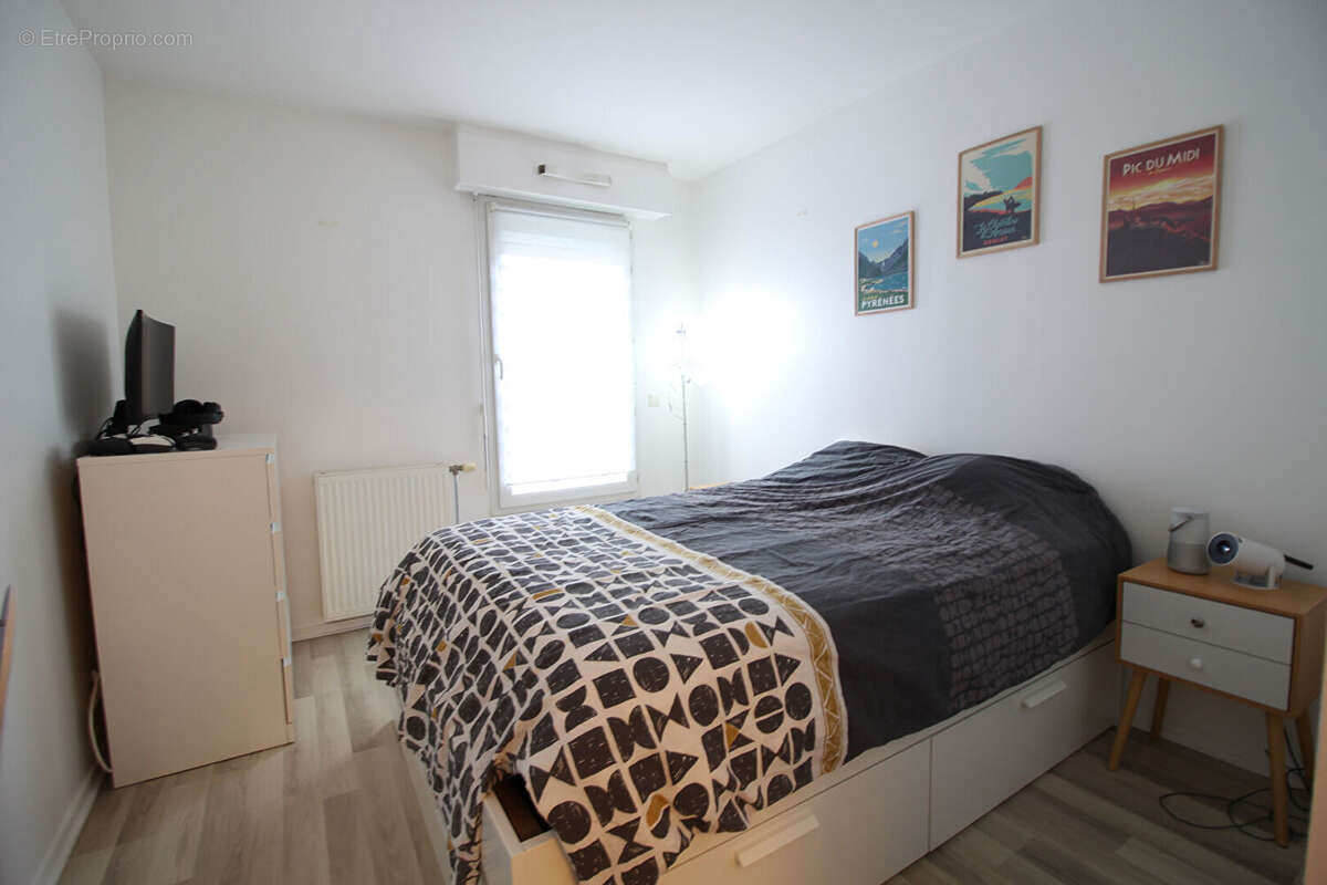 Appartement à SARTROUVILLE