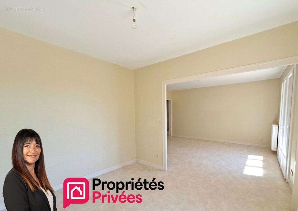 Appartement Riorges T5 + balcons + garage - photo 3