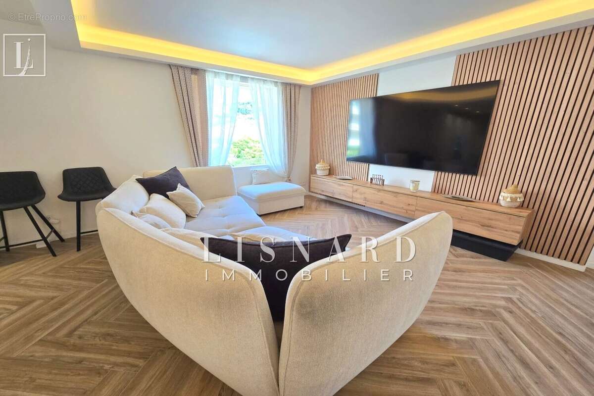 Maison 130 m² à Vallauris  - photo 5