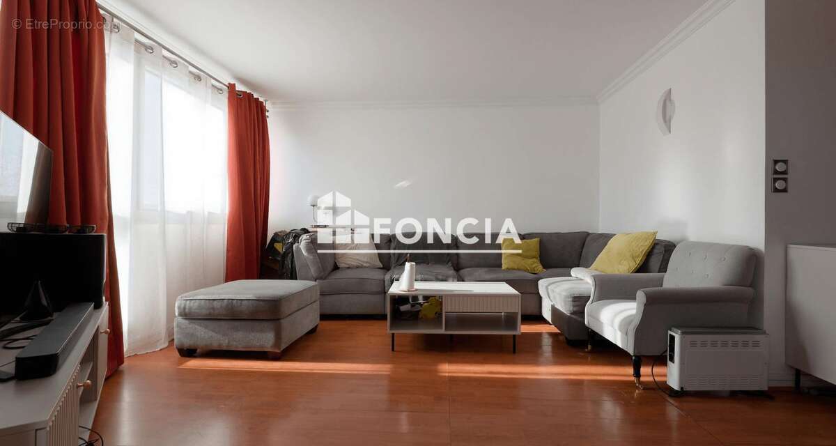 Appartement à EVRY