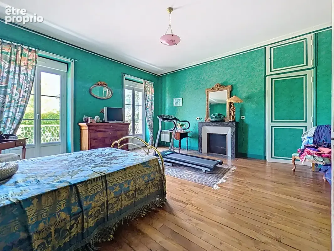 Maison en pierre 7 pièces à vendre - Saint-Aubin-d'Aubigné centre - photo 10