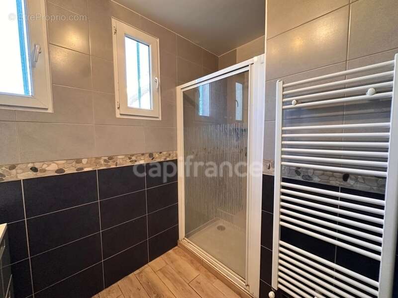 Maison à FEUCHEROLLES