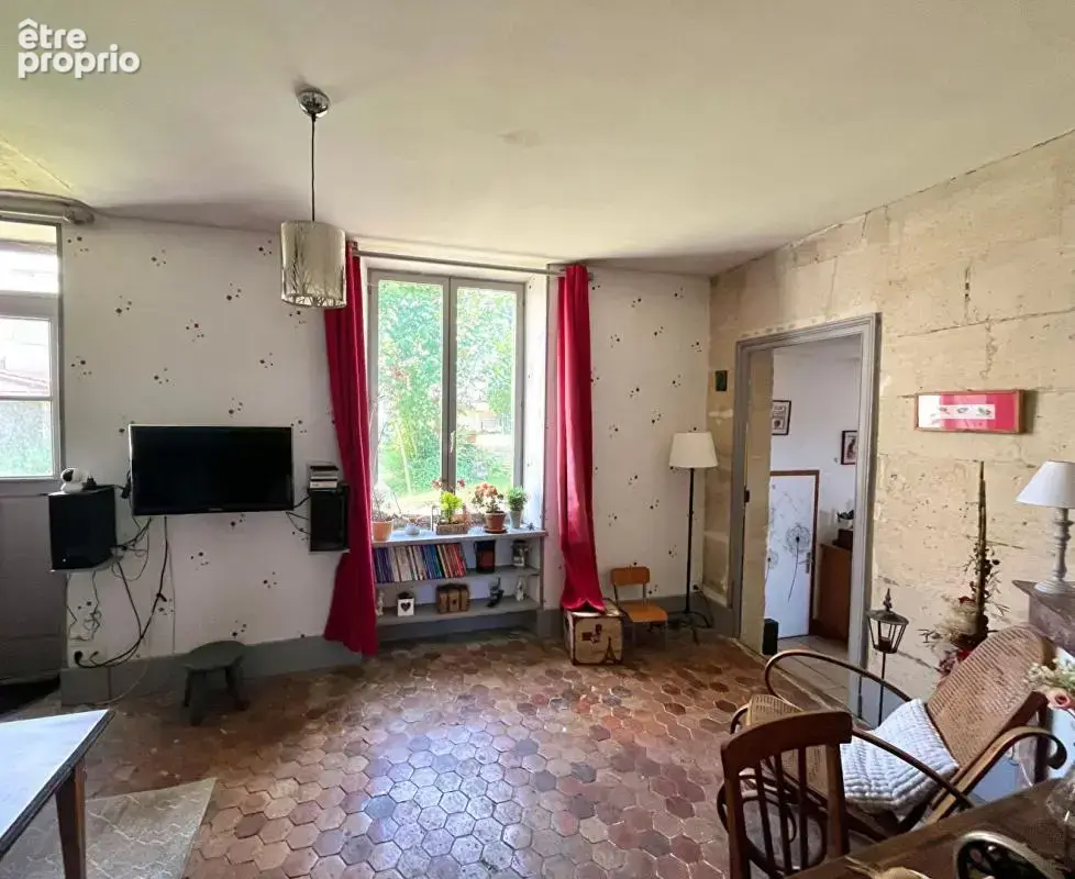 Maison  Longère de 7 pièce(s) 198 m2 -Terrain 868 m² - Dépendances - photo 4