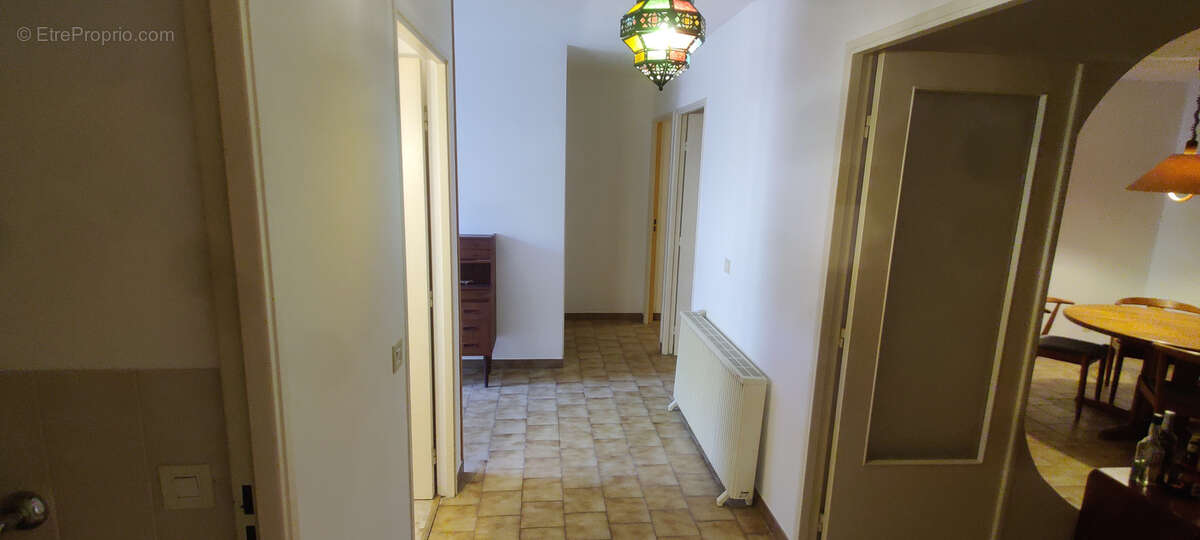 Maison à MONTFERRAT