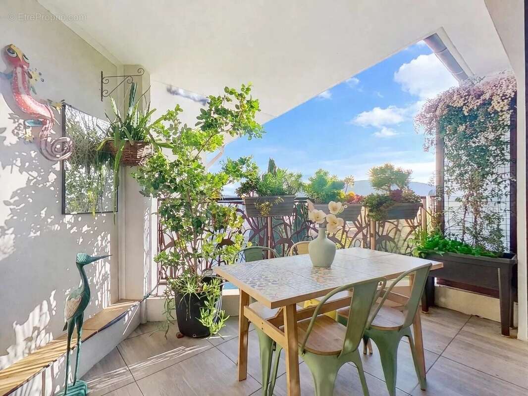 Appartement à HYERES