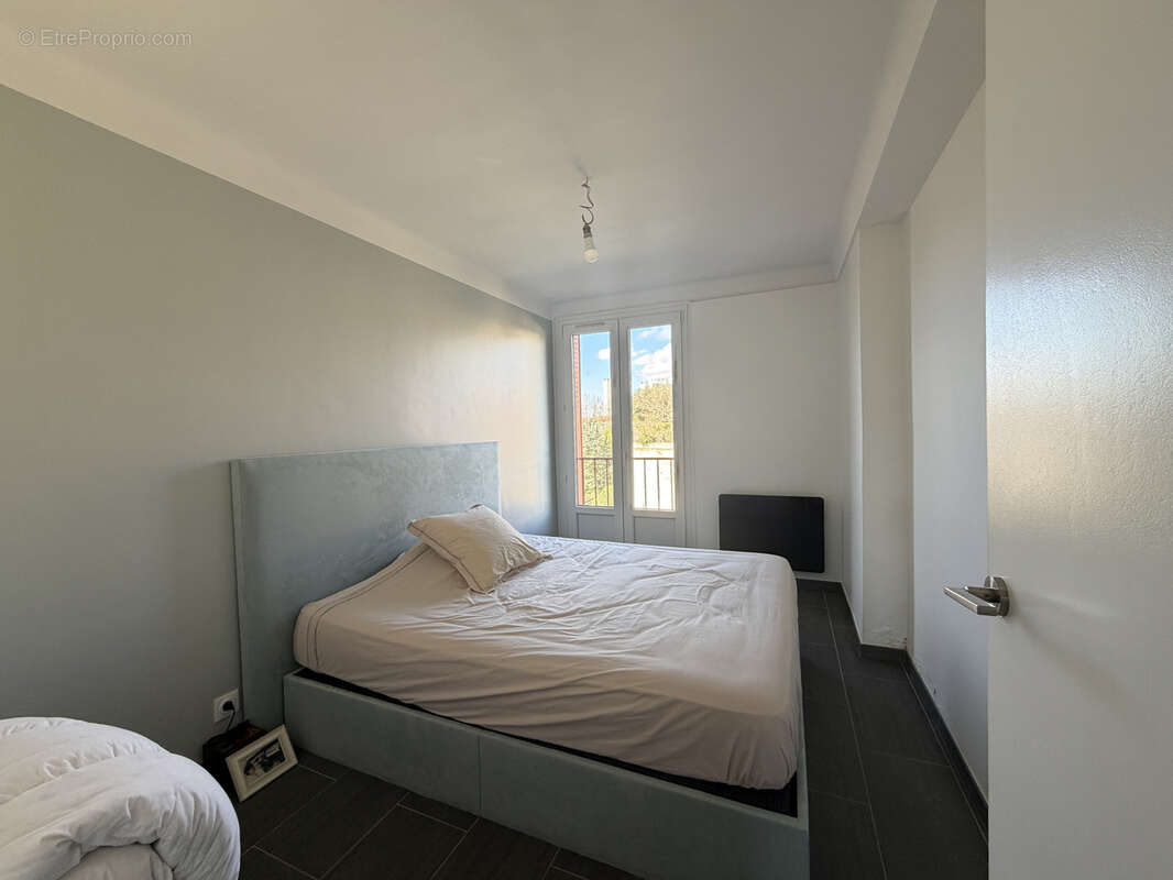 Appartement à MARSEILLE-11E