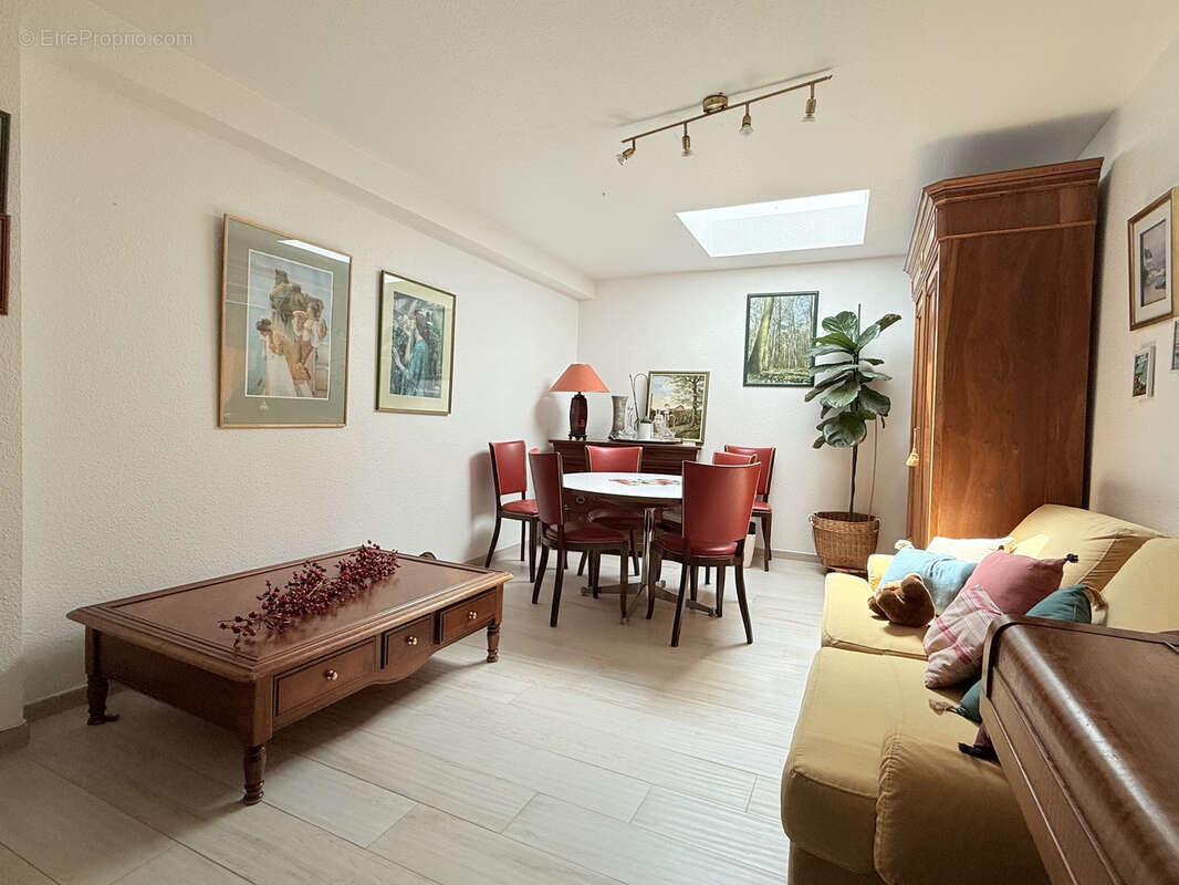 Appartement à MARLY