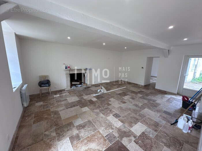 Appartement à VOUVRAY-SUR-LOIR