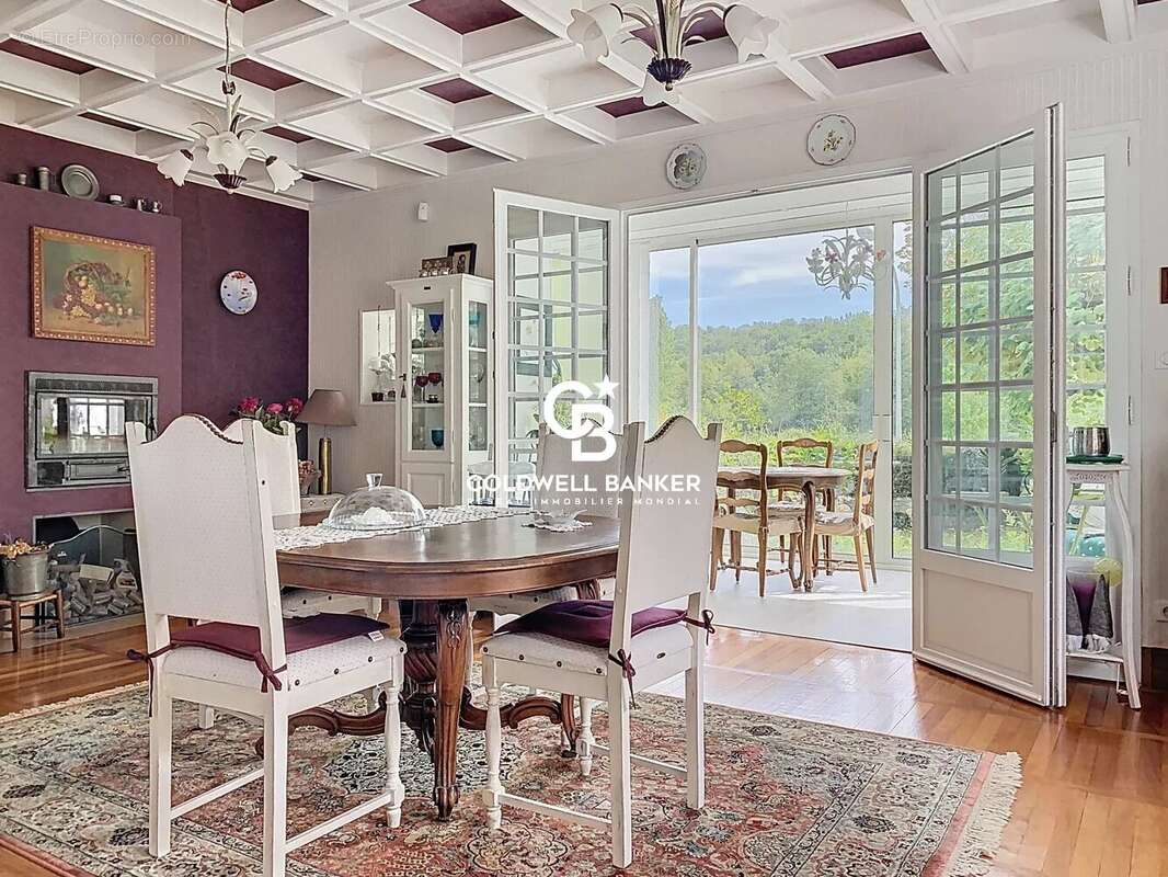 Maison à SAINT-CESAIRE