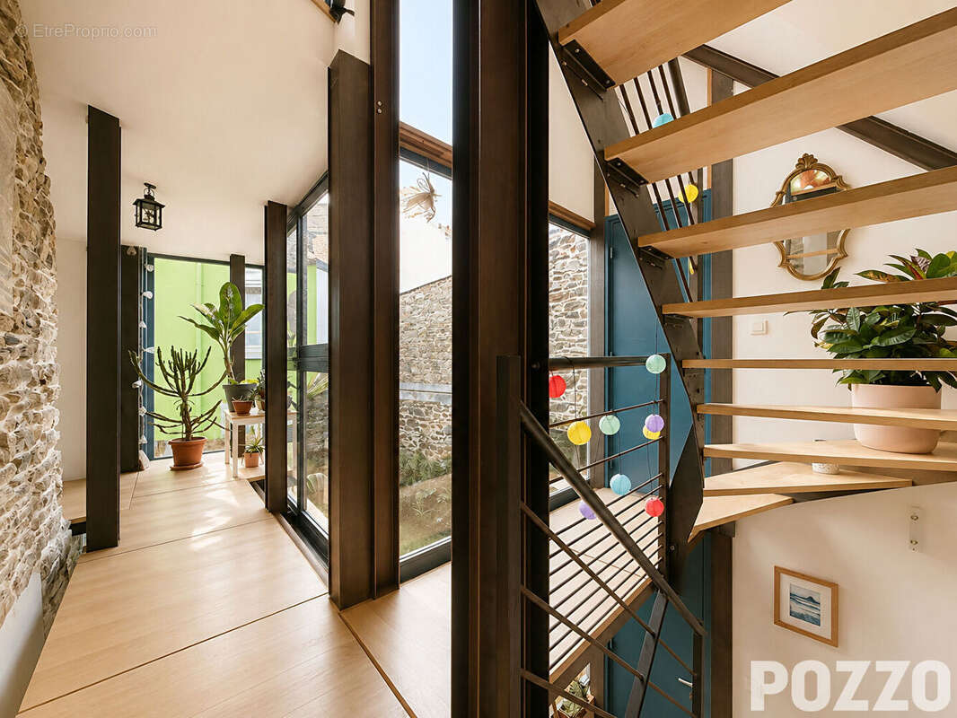 A VENDRE - Maison 182m² - Quartier SAINT-PAUL à GRANVILLE (50400) - photo 8