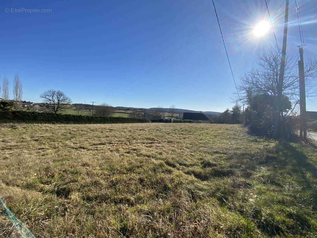 Terrain à JUGEALS-NAZARETH