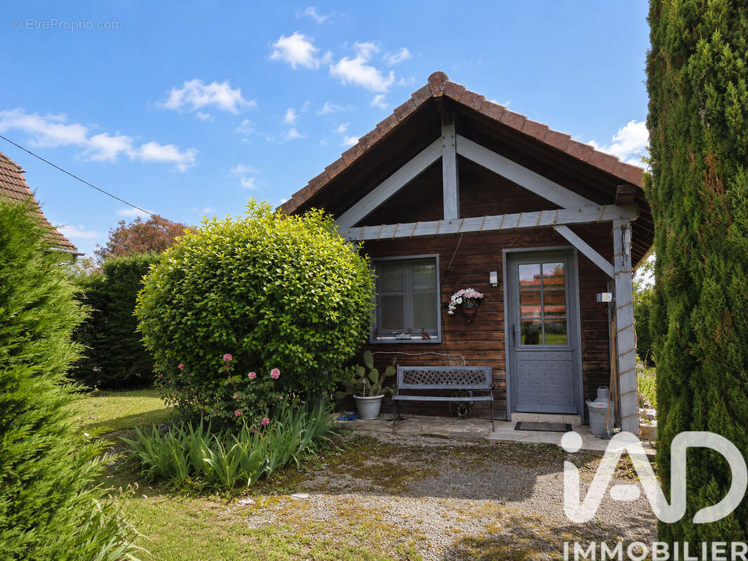 Maison 162 m² à Liourdres  - photo 4