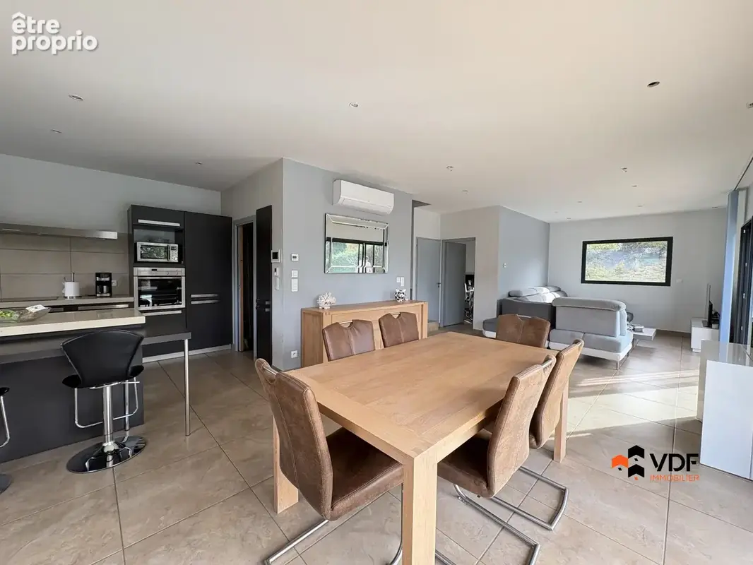 Maison 6 pièces 129 m² à vendre à Saint-Vincent-De-Boisset (42120) - photo 7