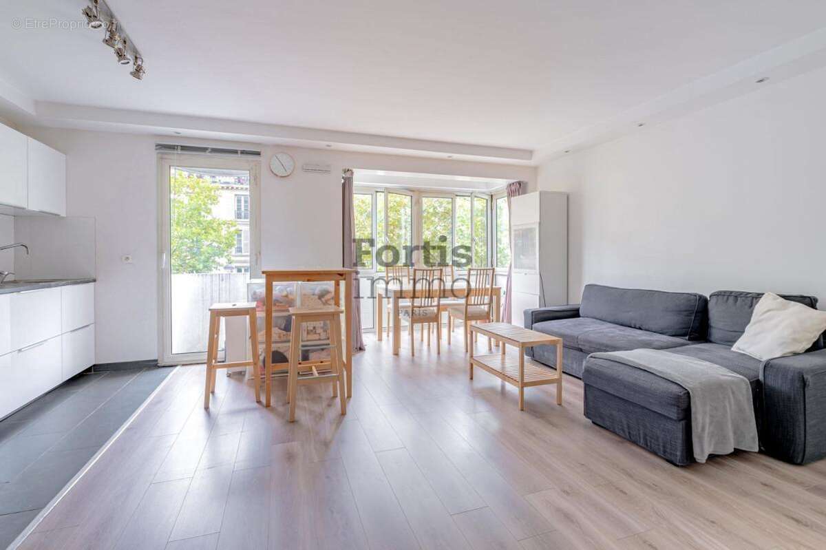 Appartement à PARIS-11E