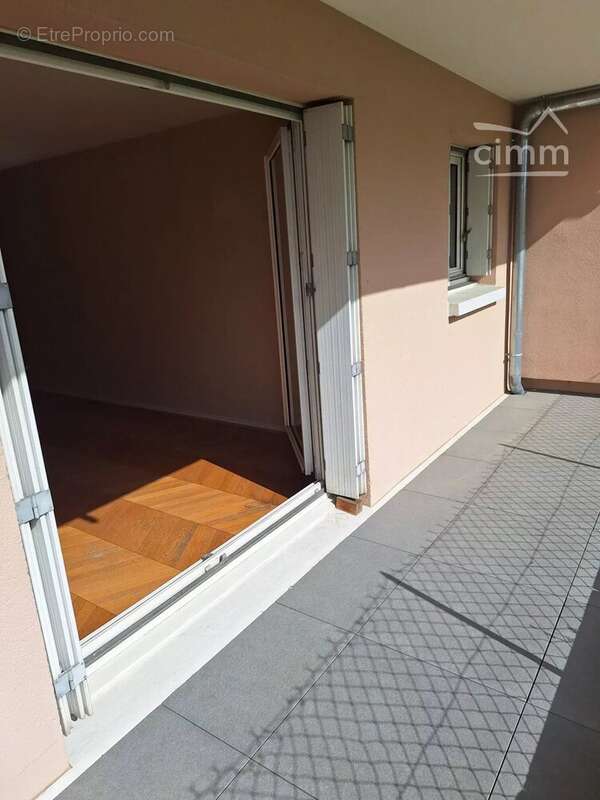 Appartement à ROMAINVILLE