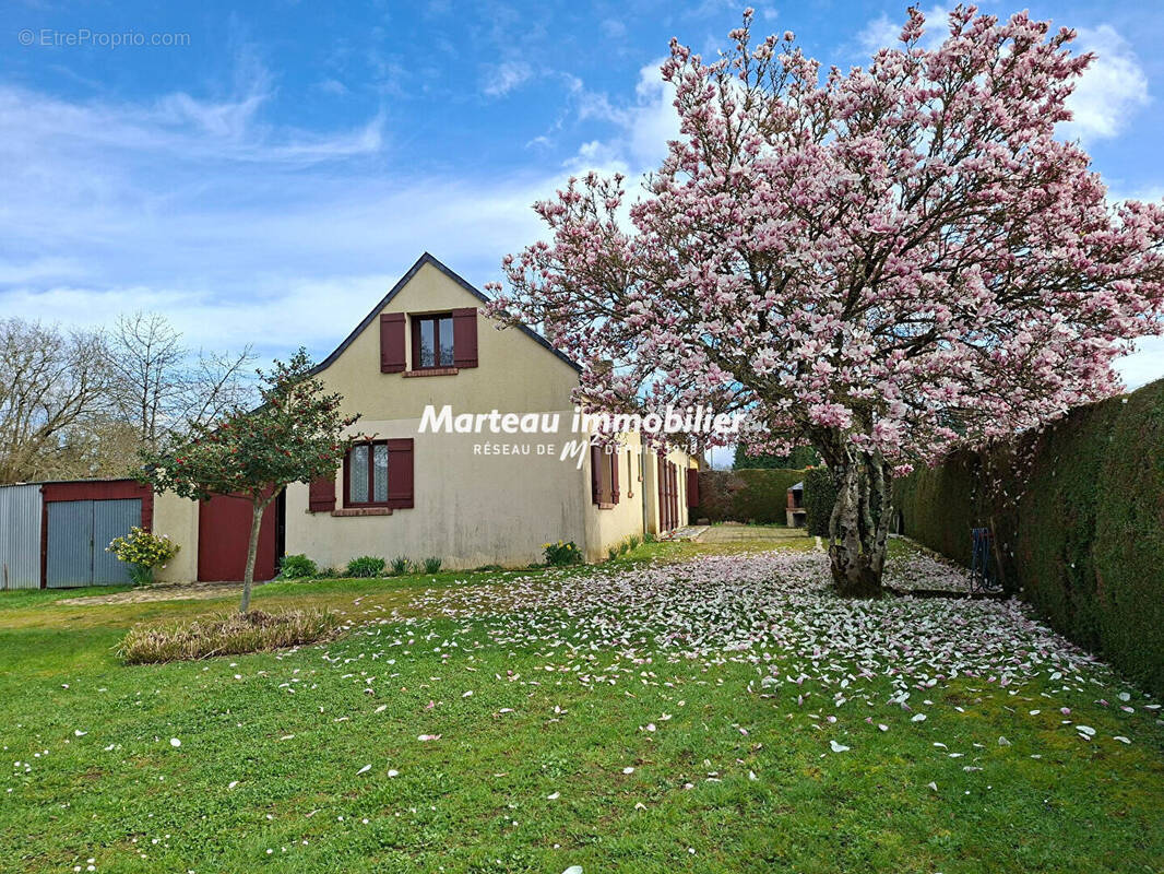 Maison à PARIGNE-L'EVEQUE