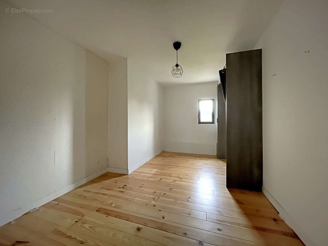 Maison à SAINT-DENIS-DE-PILE