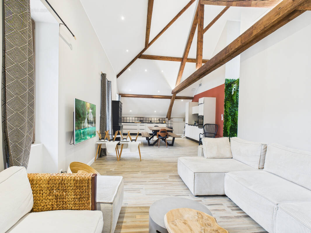 Appartement à AIX-LES-BAINS