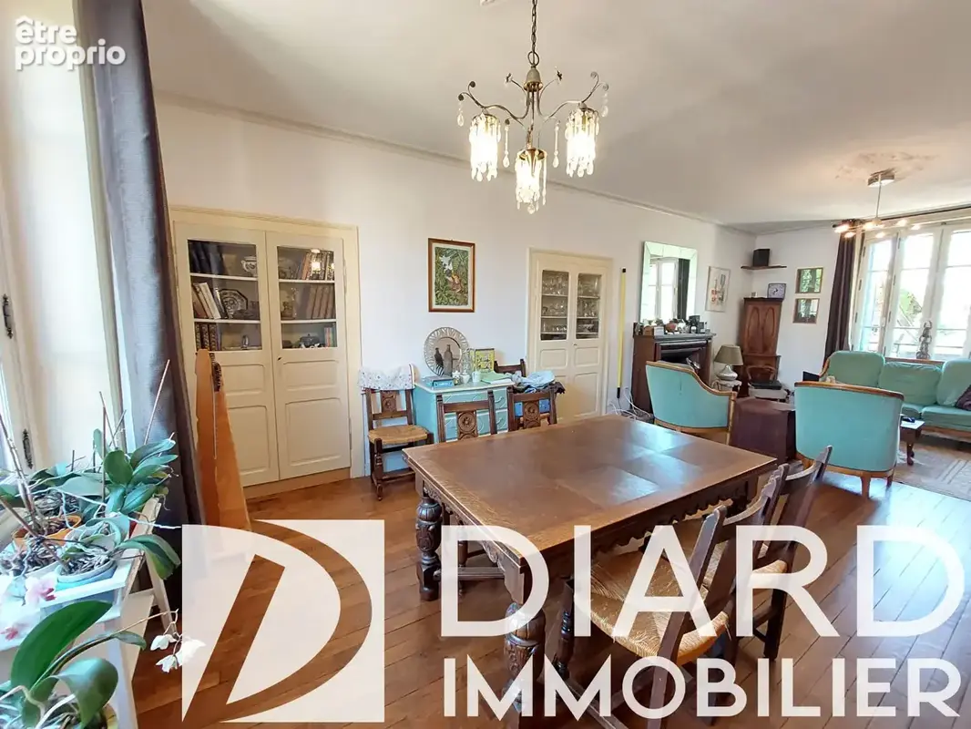 Maison de maître 225 m2 - 8 chambres - photo 3