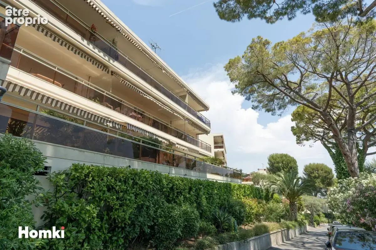 Appartement T3 de 78 m² à Villeneuve-Loubet 06270, Avenue de la Bermone - photo 11
