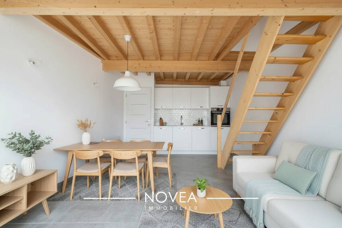 Appartement à NEUVILLE-SUR-SAONE