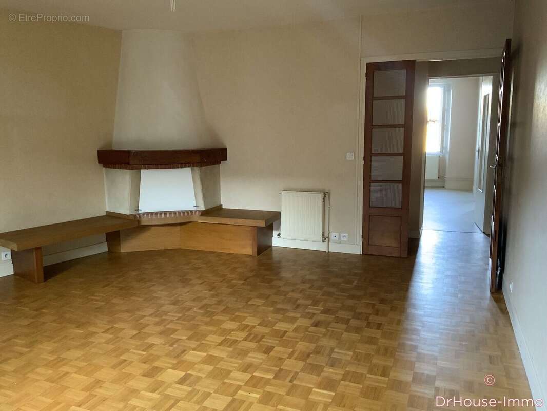 Maison à SAINT-CLAUD