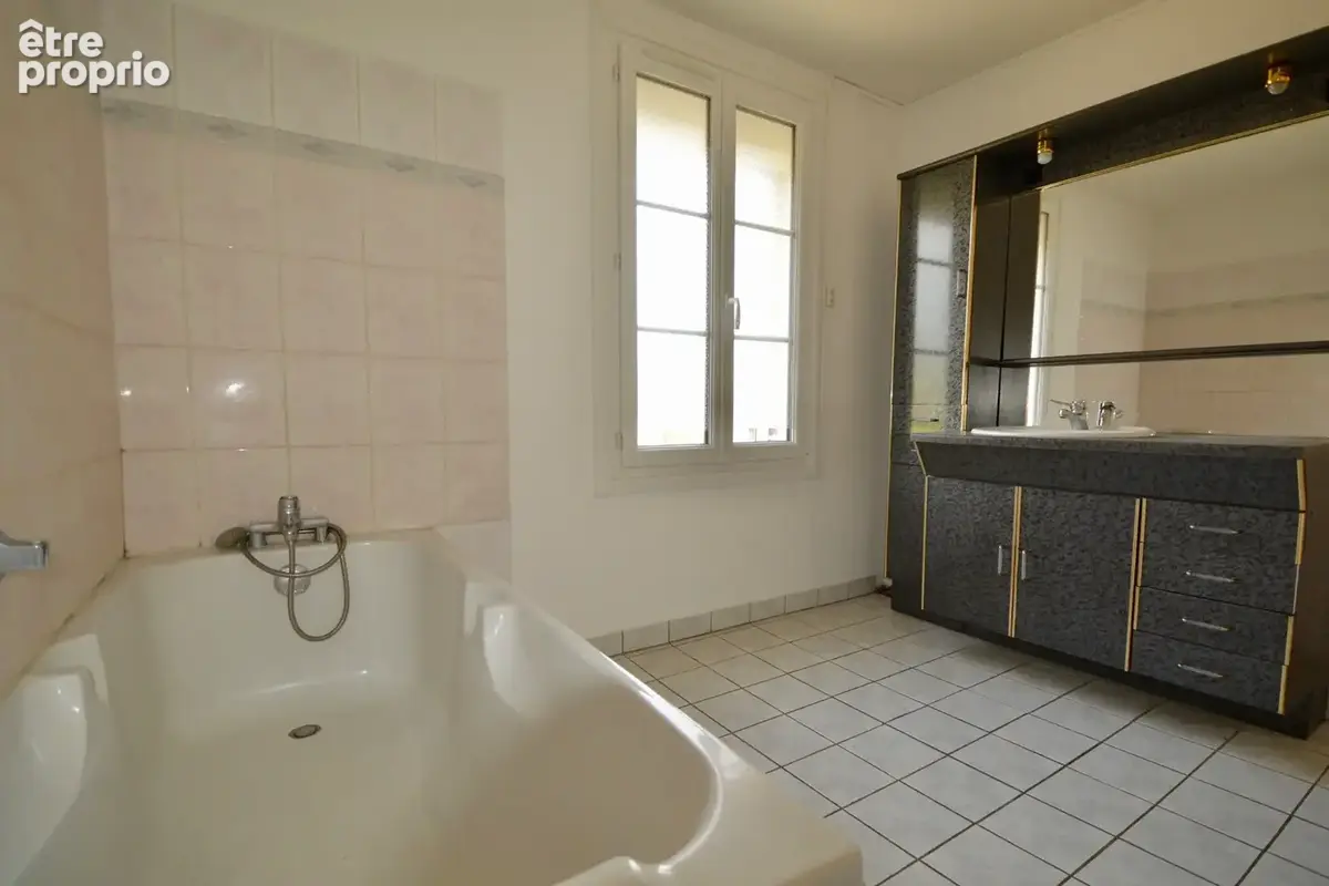 A vendre : Maison de caractère 112 m² – 4 ch, jardin clos sans vis-à-vis et Gare à pied (Paris 1h25) - photo 6