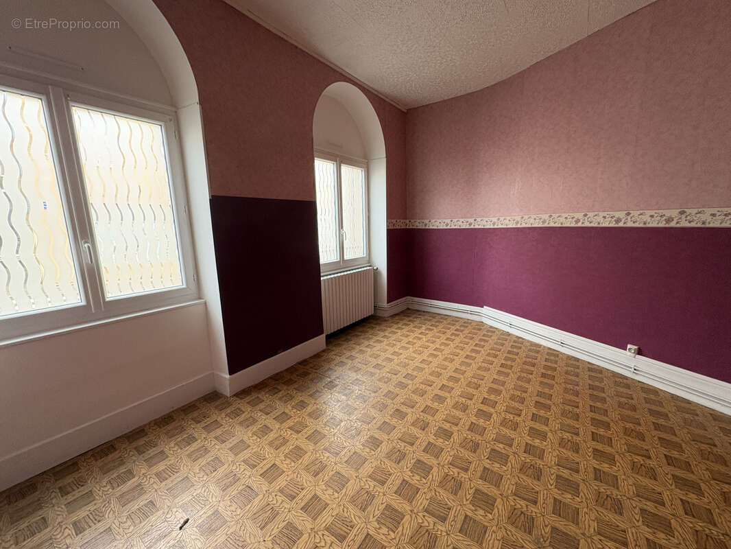 Appartement à EPINAC