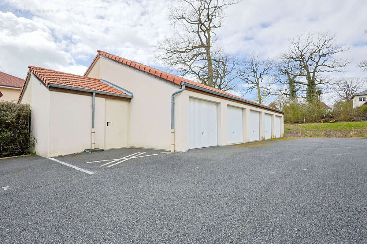 Appartement à CREHANGE