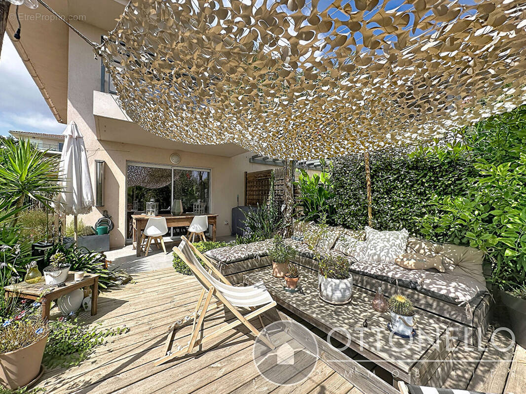 Maison à ROQUEBRUNE-SUR-ARGENS