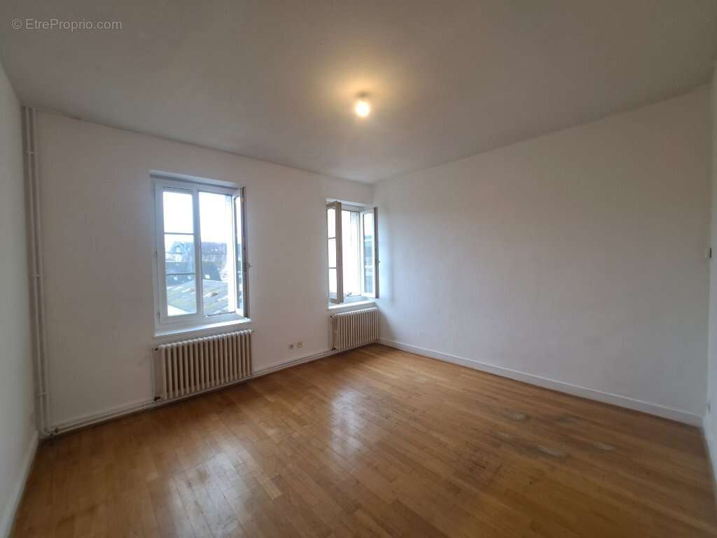 Appartement à AUTUN