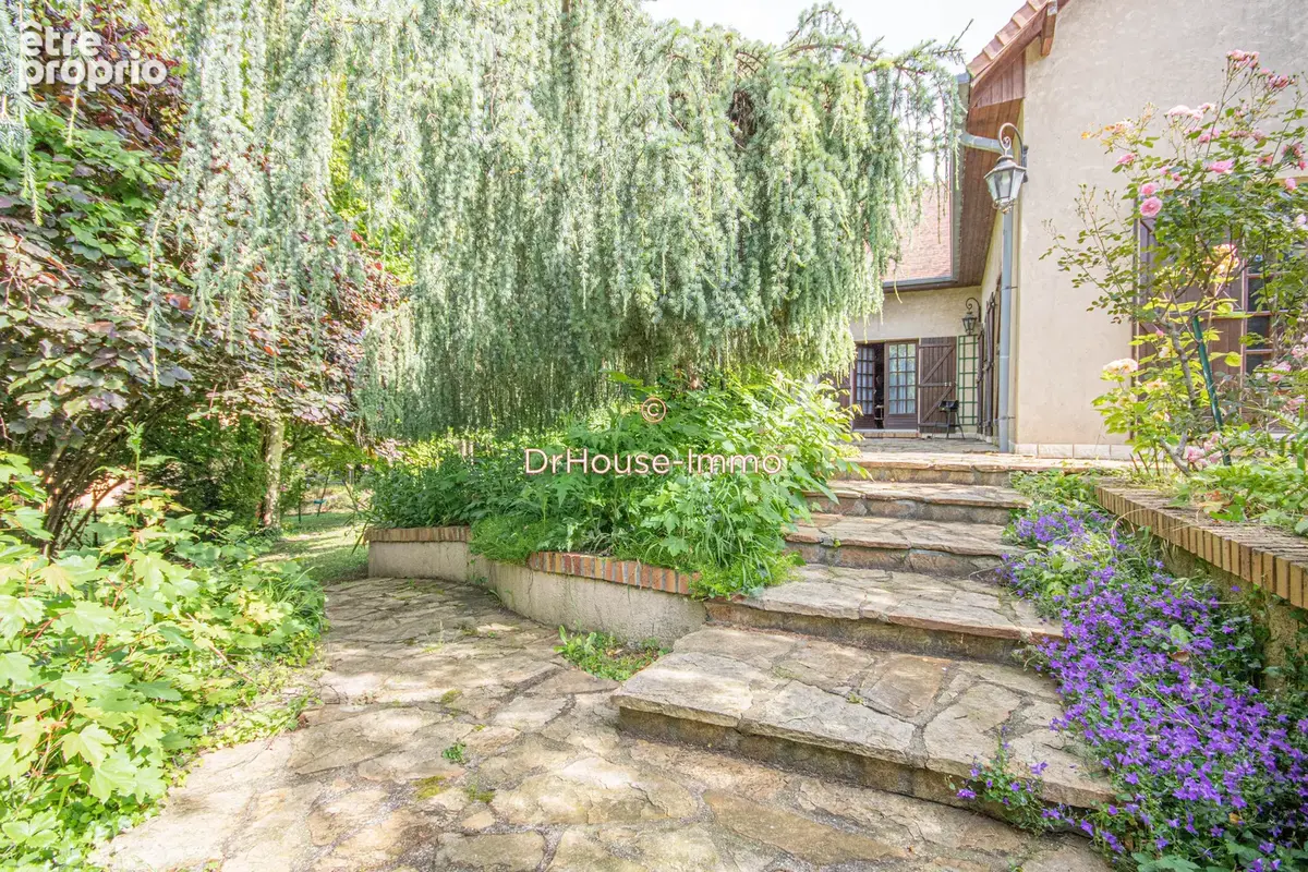 Maison 10 pièces 217 m² à vendre à Auffreville-Brasseuil (78930) - photo 12