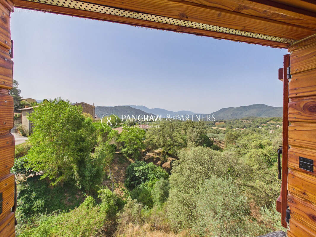 Maison 123 m² à Santa-Maria-Siche  - photo 3