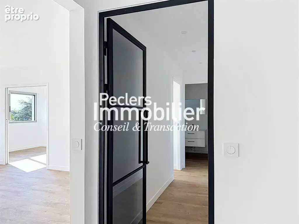 Appartement de 4 pp avec deux chambres en centre ville - photo 4