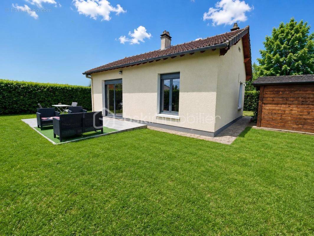 Plain pied moderne non mitoyen 2 chambres garage terrain 400m² - photo 1