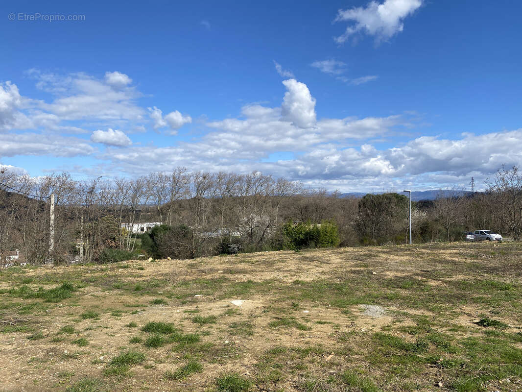 Terrain à LA VOULTE-SUR-RHONE
