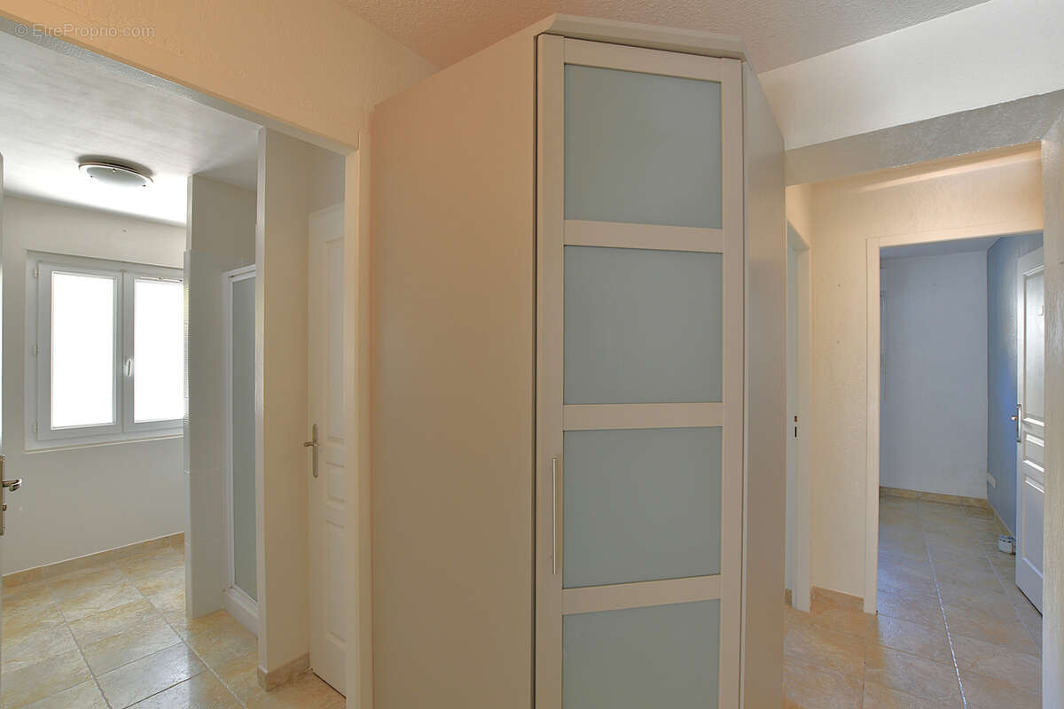 Appartement à LA VALETTE-DU-VAR