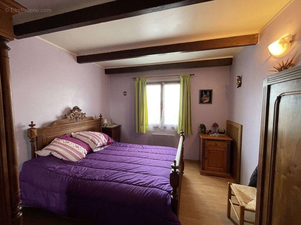 Maison à LA SELLE-SUR-LE-BIED
