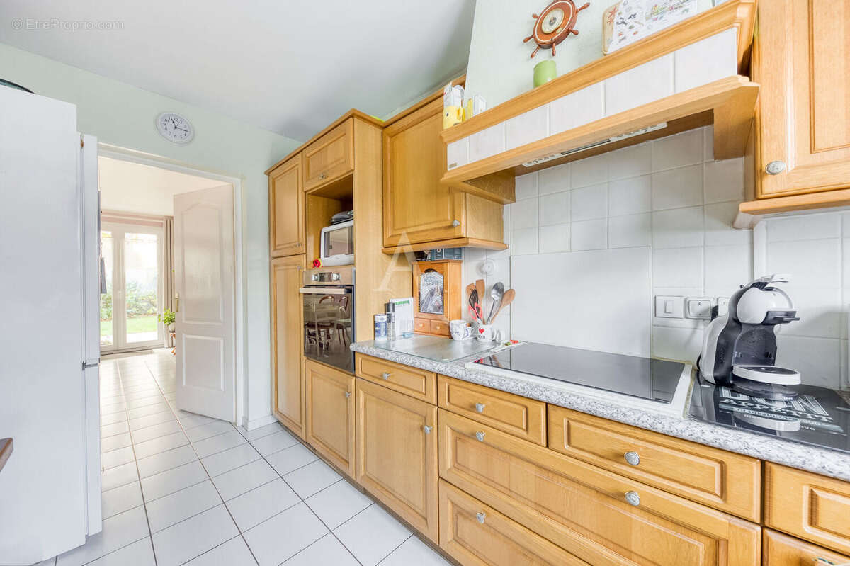 Maison à OZOIR-LA-FERRIERE