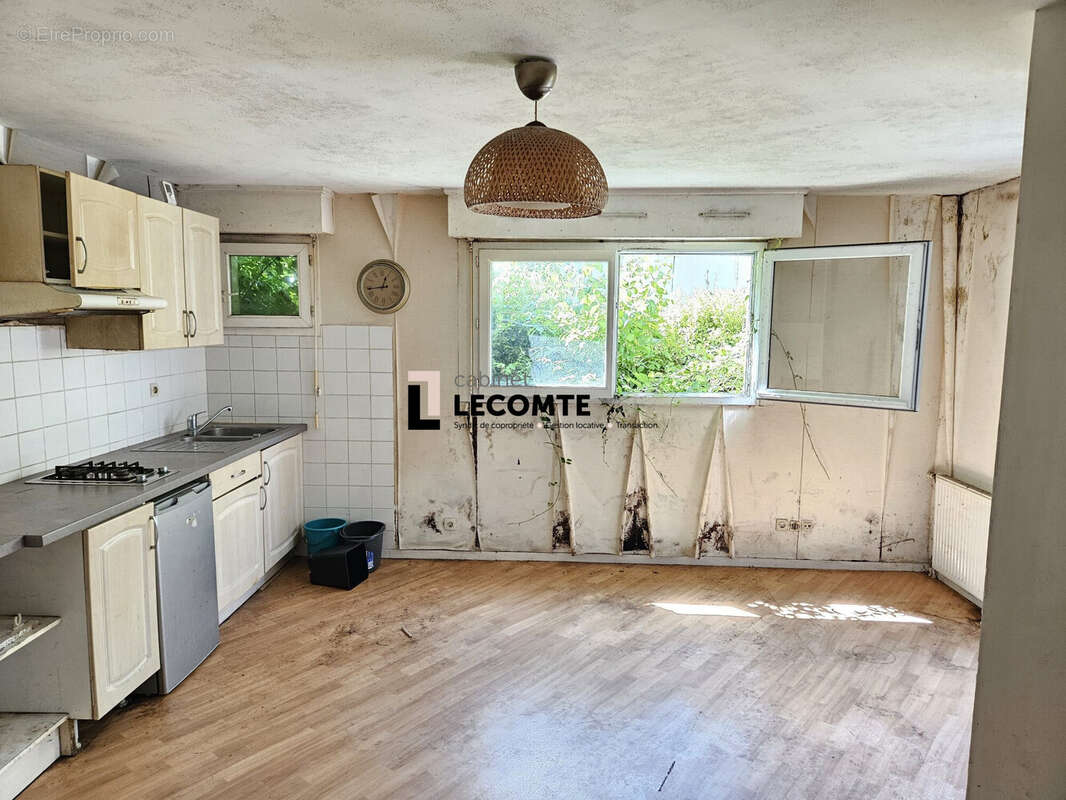 Appartement à LA CHAPELLE-DES-FOUGERETZ
