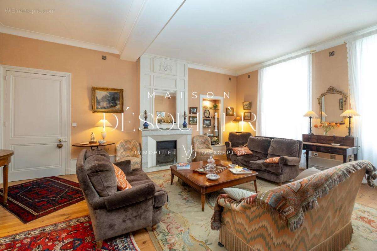 Maison à LA ROCHELLE