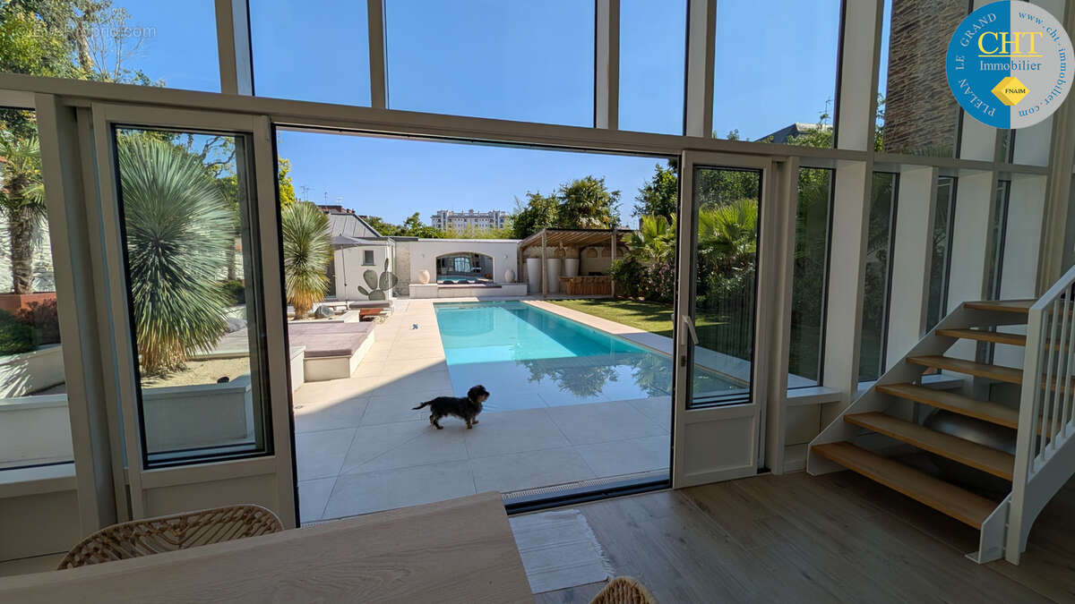 Villa de 250m2 à acheter avec 8 pièces à Rennes - photo 17