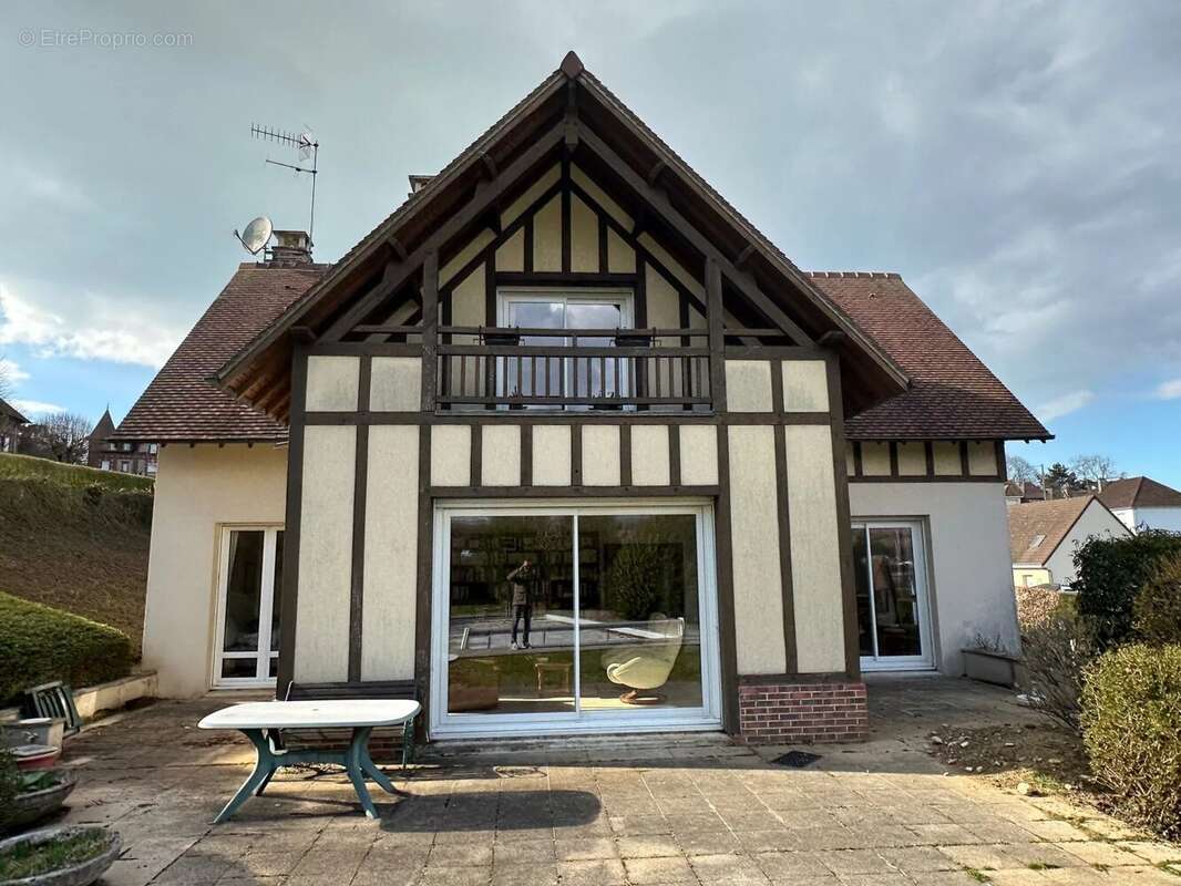 Maison à HOULGATE