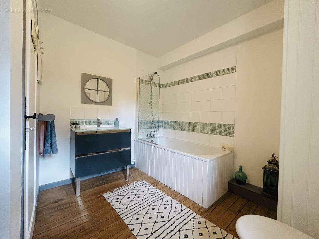 Charmante maison de 4 chambres au bord de la rivière avec de - photo 10