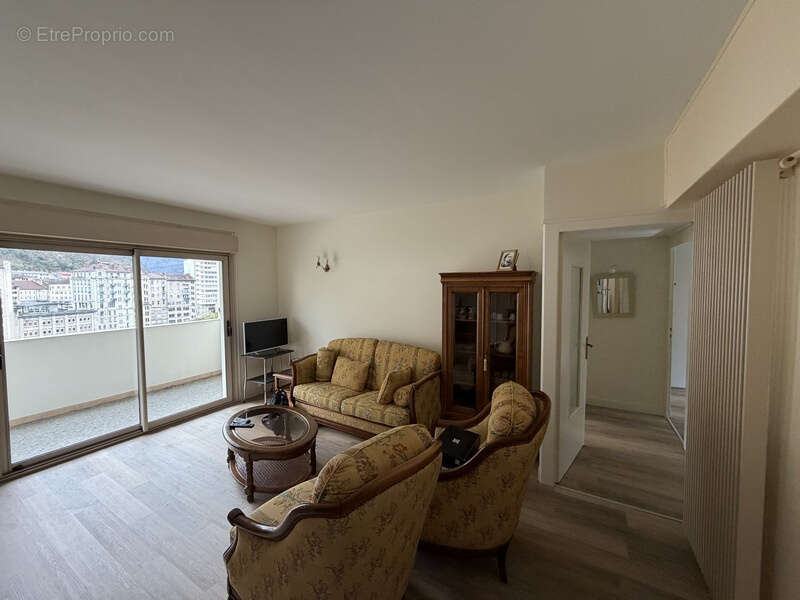 Appartement à SAINT-CLAUDE