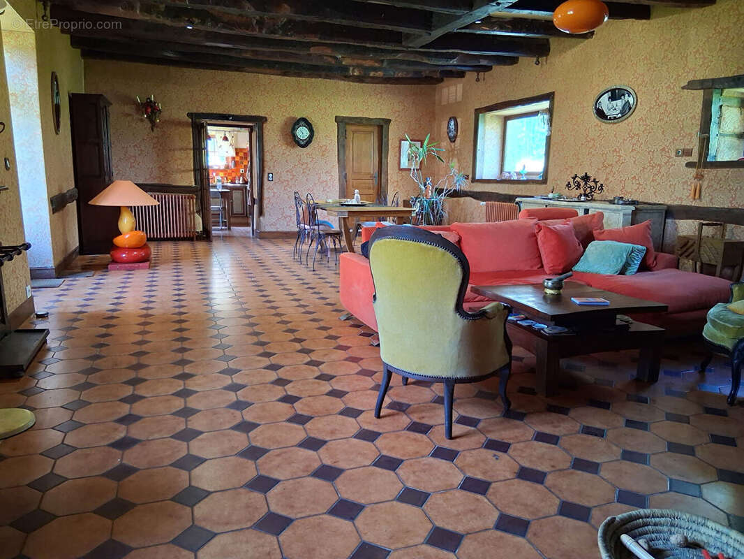 Maison à ROMILLE