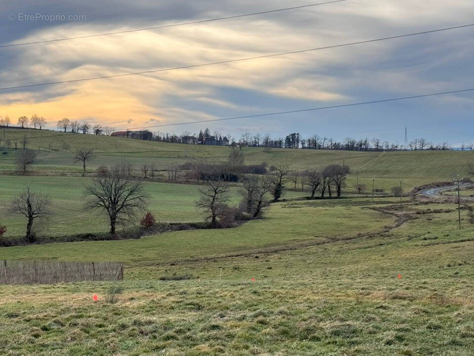 Terrain à AURILLAC